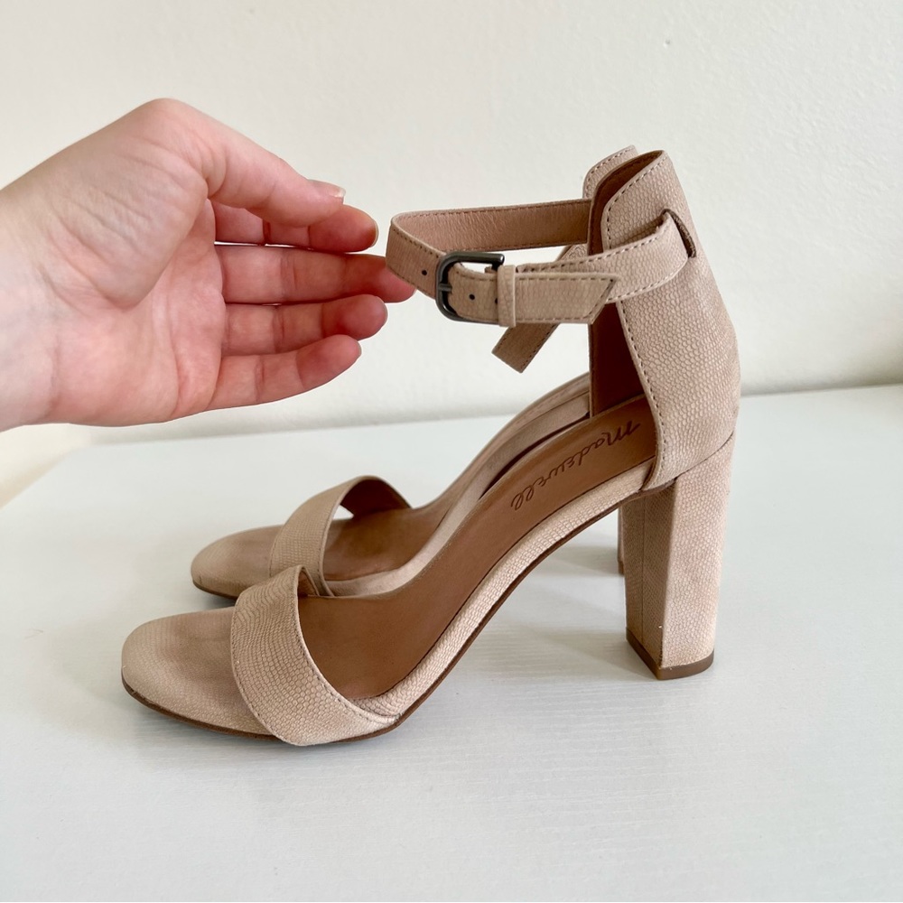 Madewell Brooke Ankle-Strap Sandal Heel Embossed Leather - sand dune size 7.5